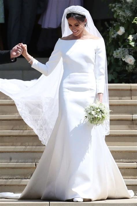 meghan markle wedding dresses cost.